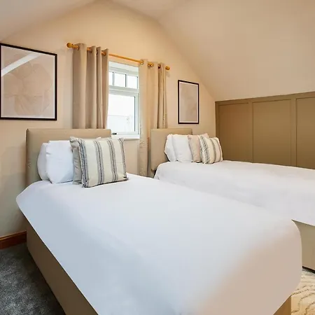 Host & - Fawcett * Tollerton (Yorkshire)